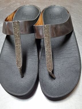 Fitflop Fino Silver Rhinestone T‑Strap Slide Sandals